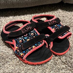 Sesame Street Toddler Elmo  Black & Red‎ Strapped Sandals Size 7W